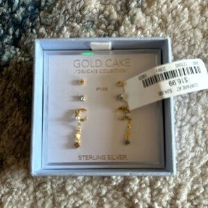 Gold Cake Delicate Collection Studs